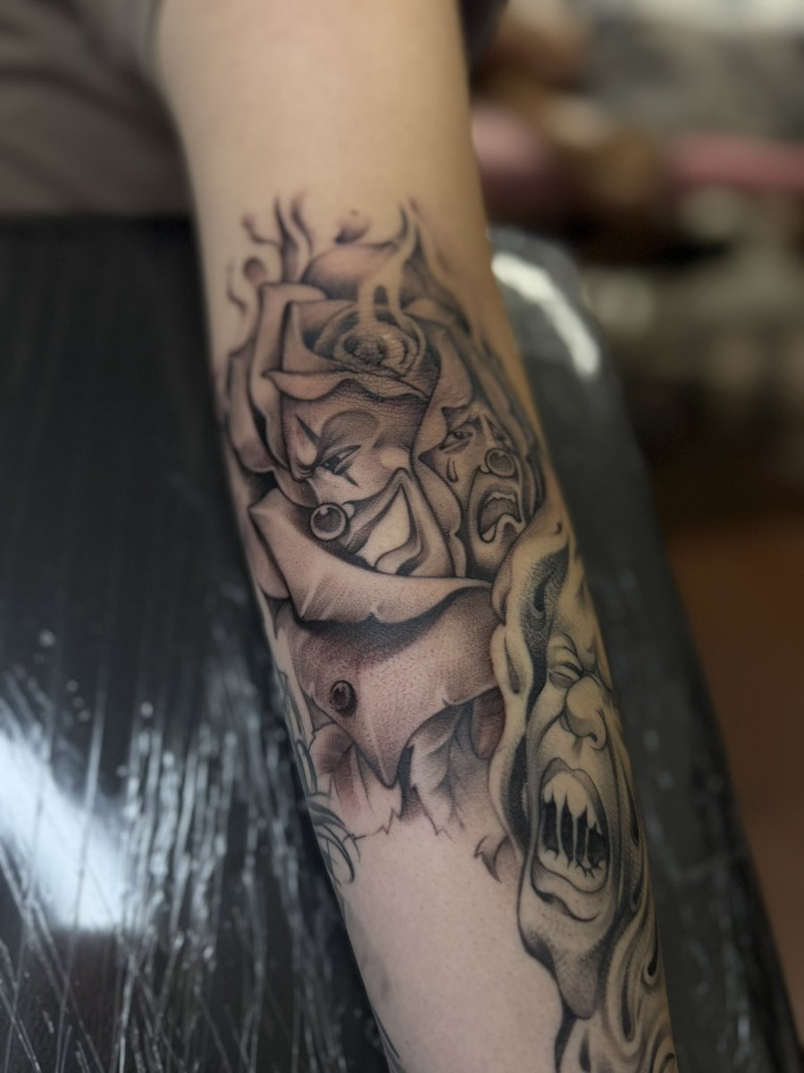 🗡️ Mikaly 🗡️ tweet media