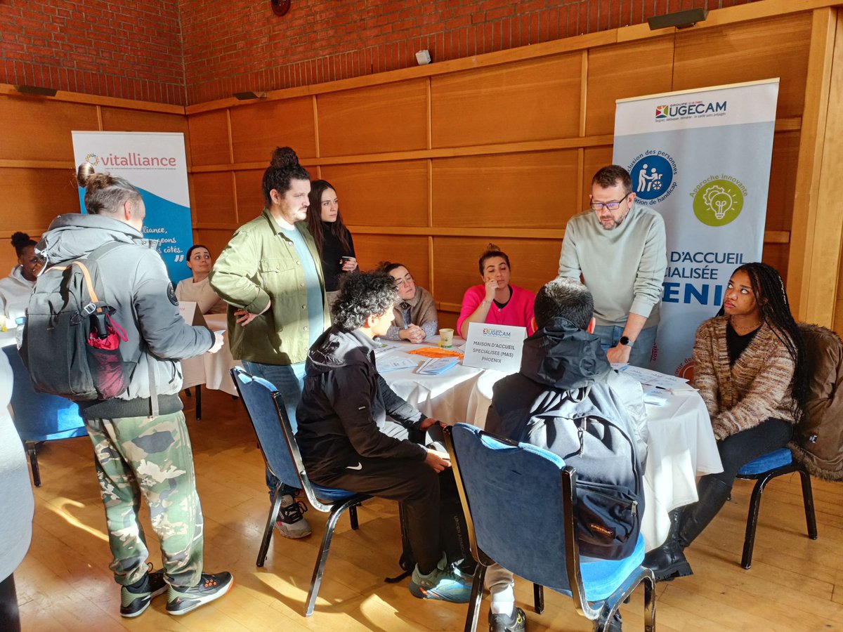 proviseur du lycee Auffray tweet media