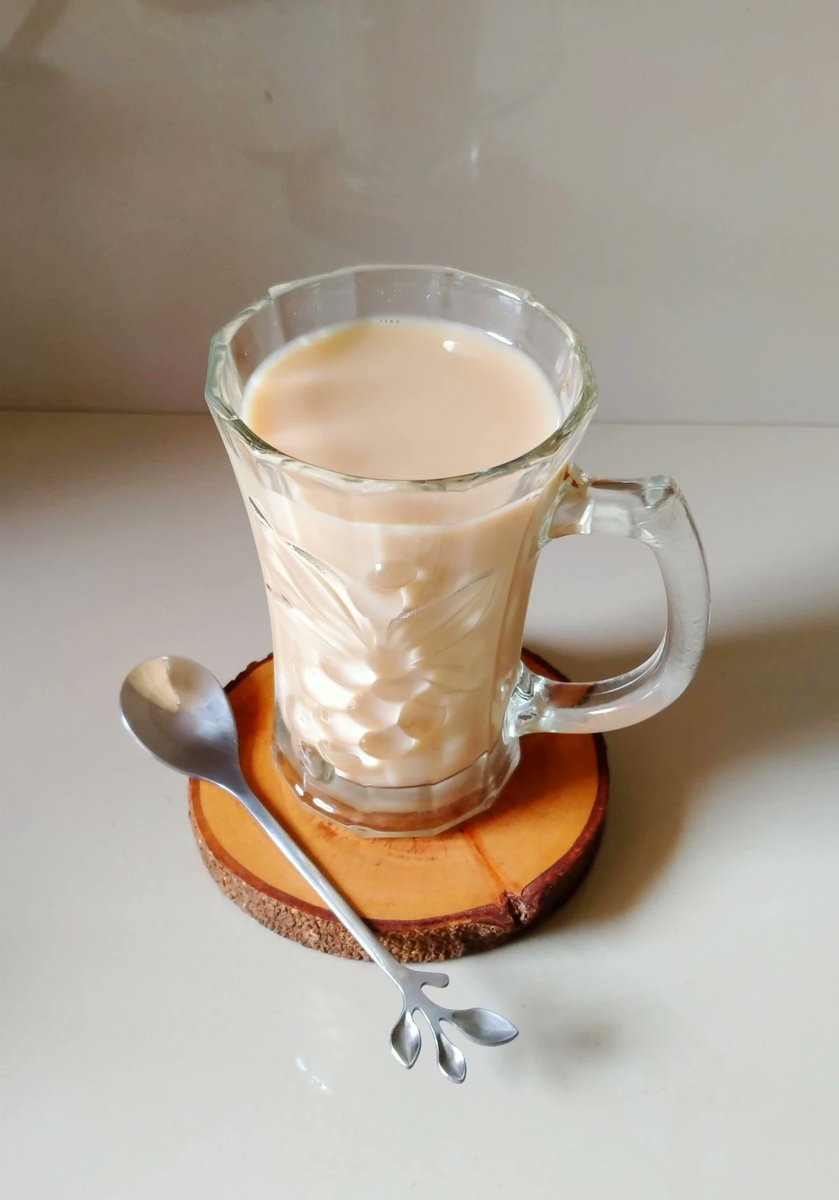 The darkest skin tone SOME indo artists can draw before they get scared