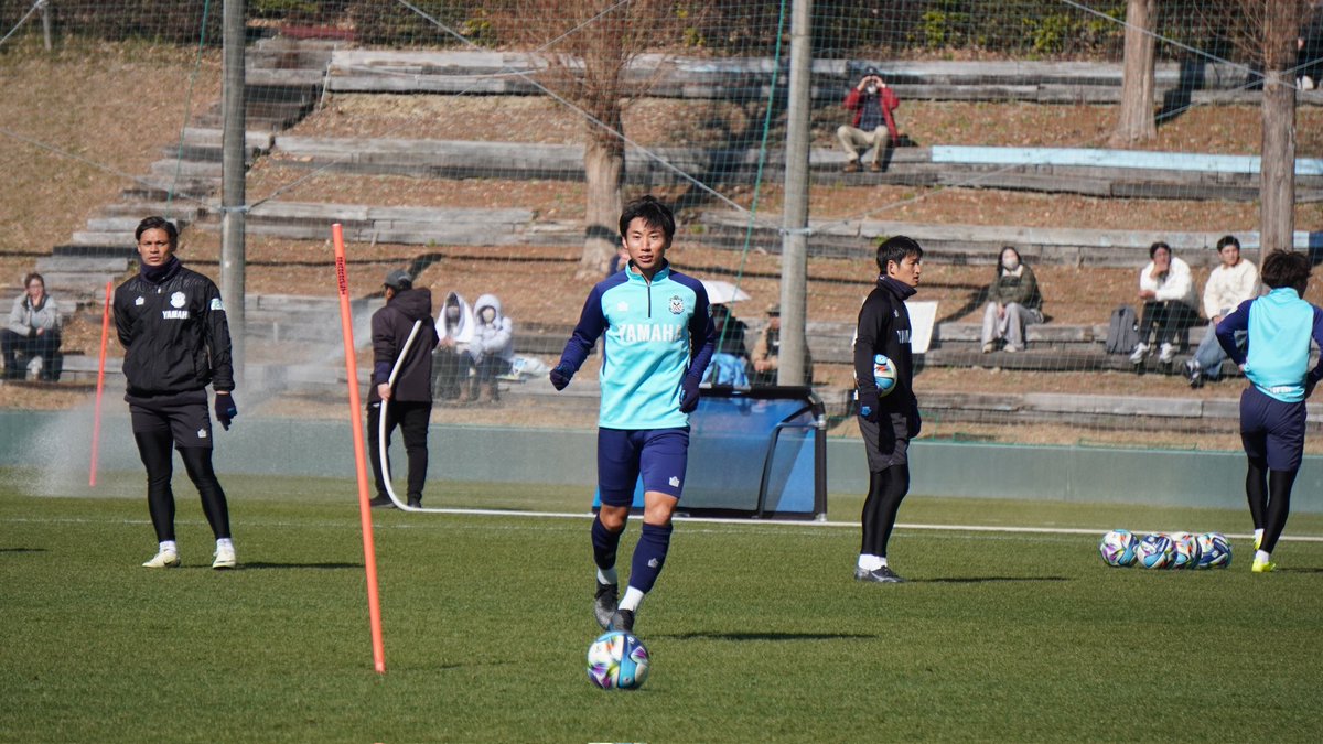 EG_chubu's tweet image. #川合徳孟 選手に自身のシュートから生まれた岐阜戦の得点シーンについて聞きました。一見、#上原力也 選手からのパスが少しズレたように見えましたが、「力也くんのボールは良くて、自分（の反応）が遅かった」と。改めて取材することの大切さを思い知る1日でした
(エルゴラ磐田担当：森亮太)#jubilo