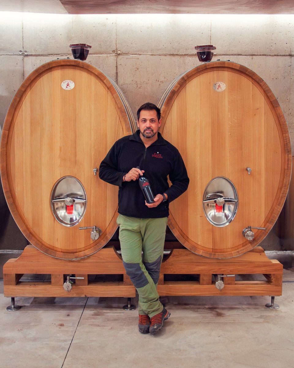 vilaviniteca tweet media