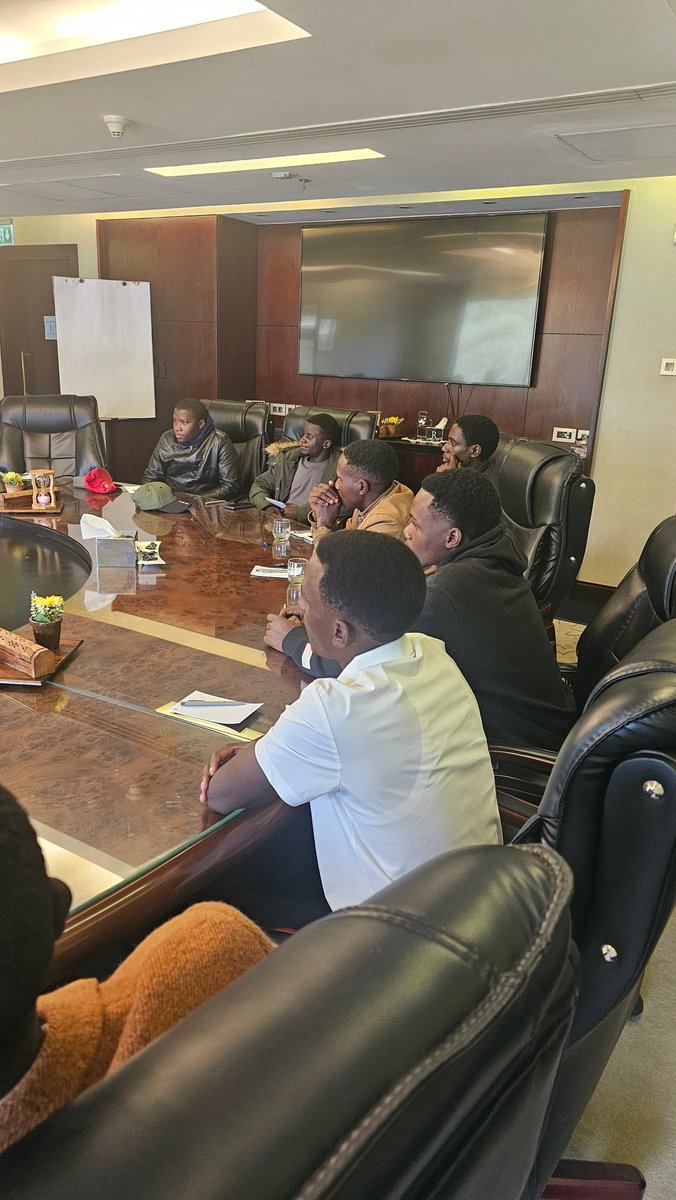 Uganda Embassy, Cairo tweet media