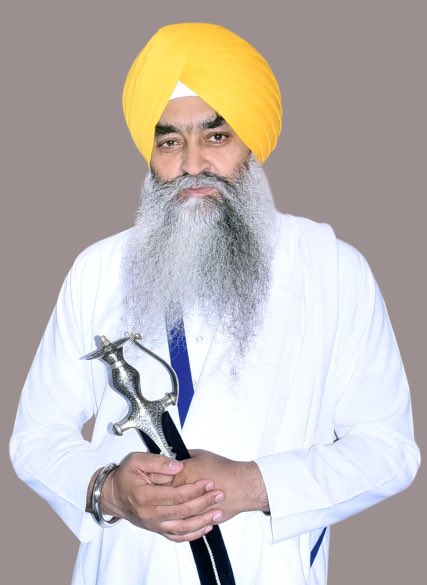 Rattan1990's tweet photo. Big Breaking: ਸ੍ਰੀ ਹਰਿਮੰਦਰ ਸਾਹਿਬ ਅੰਮ੍ਰਿਤਸਰ ਦੇ ਹੈਡ ਗ੍ਰੰਥੀ ਤੇ ਸਾਬਕਾ ਜਥੇਦਾਰ ਗਿਆਨੀ ਰਘਵੀਰ ਸਿੰਘ ਵੱਲੋਂ ਪ੍ਰੈਸ ਕਾਨਫਰੰਸ ਕਰਕੇ ਵੱਡੇ ਖੁਲਾਸੇ ਬਾਦਲ ਪਰਿਵਾਰ ਕਰਦਾ ਐਸਜੀਪੀਸੀ ਕਰਮਚਾਰੀਆਂ ਦੀ ਪੁਸ਼ਤਪਨਾਹੀ ਤੇ ਸਰਬੱਤ ਖਾਲਸਾ ਸੱਦਣ ਦੀ ਕੀਤੀ ਗੱਲ https://t.co/XUJI1BFCAn