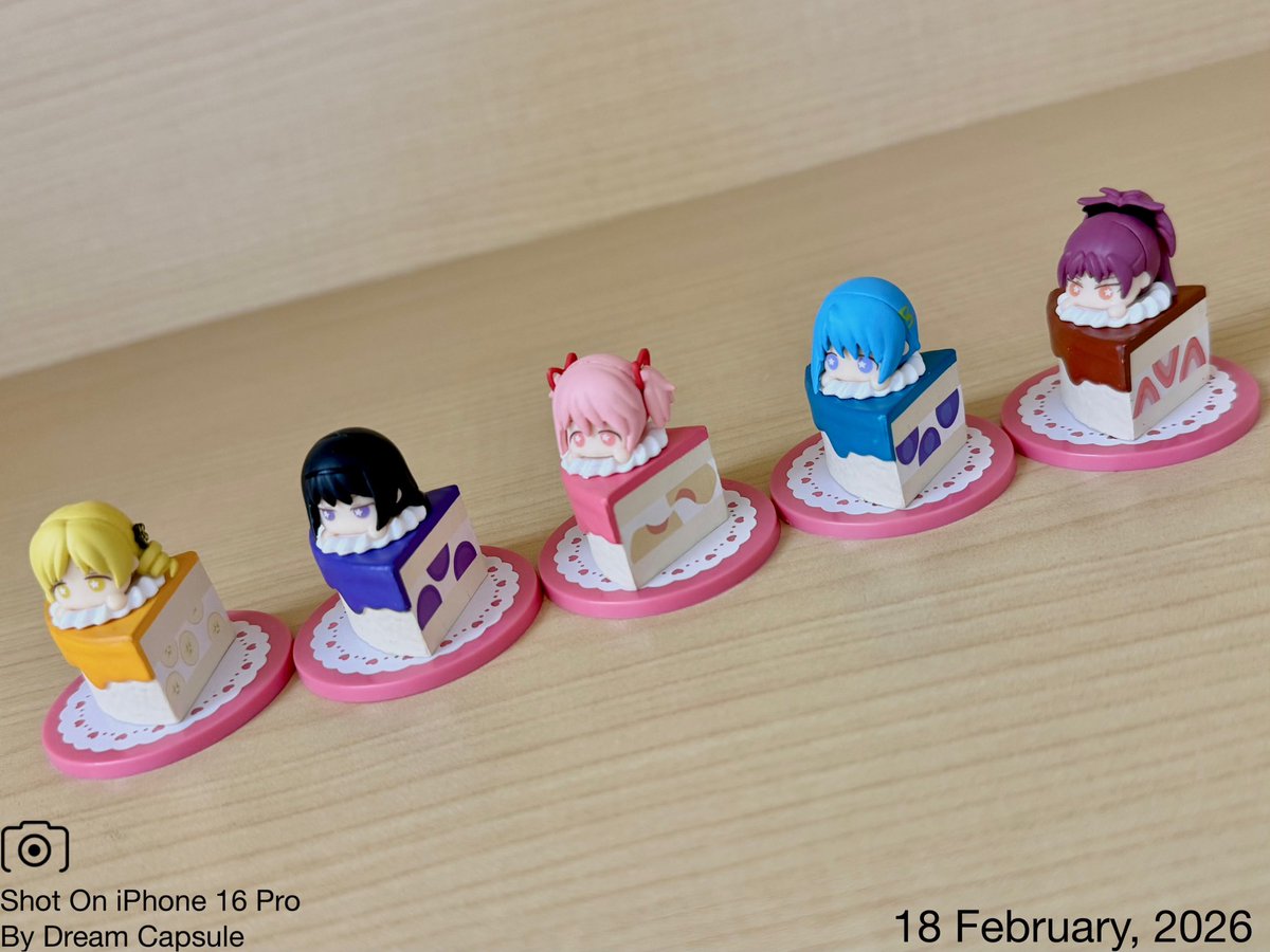 🌟新入荷ガチャ商品プレゼントCP🌟

ぷちっとサイズのまどか達が可愛い🍰
「ぷちばーす 魔法少女まどか☆マギカ」

フォロー&amp;RP(RT)していただいた方の中から抽選で2名様に全5種セットをプレゼント🎁
ドリカプへの入荷日とキャンペーン詳細は↓

#ドリームカプセル #ガチャ専門店