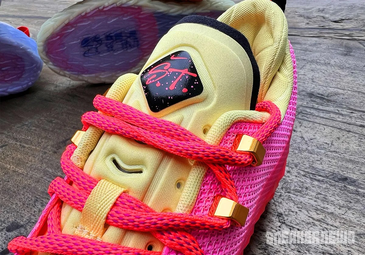 Nike Basketball officially introduces the S.T. Charge 🏀

🗓️ May 1st
💰 $140