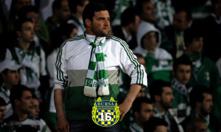 Sefa abimizin kadim dostu Bursaspor tribün lideri Selim Kurtulan’a geçirmiş olduğu rahatsızlık nedeniyle geçmiş olsun dileklerimizi iletiyoruz.

Selim abimizin bu süreci de alnının akıyla atlatacağına yürekten inanıyor, kendisine acil şifalar diliyoruz.

#GFB16