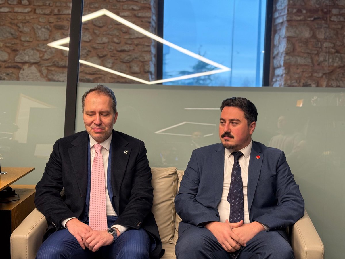 selcukefetr's tweet photo. Genel Başkanımız Dr. Fatih Erbakan’a Now Tv canlı yayını öncesinde eşlik ettik. https://t.co/MmCrzUhI6u