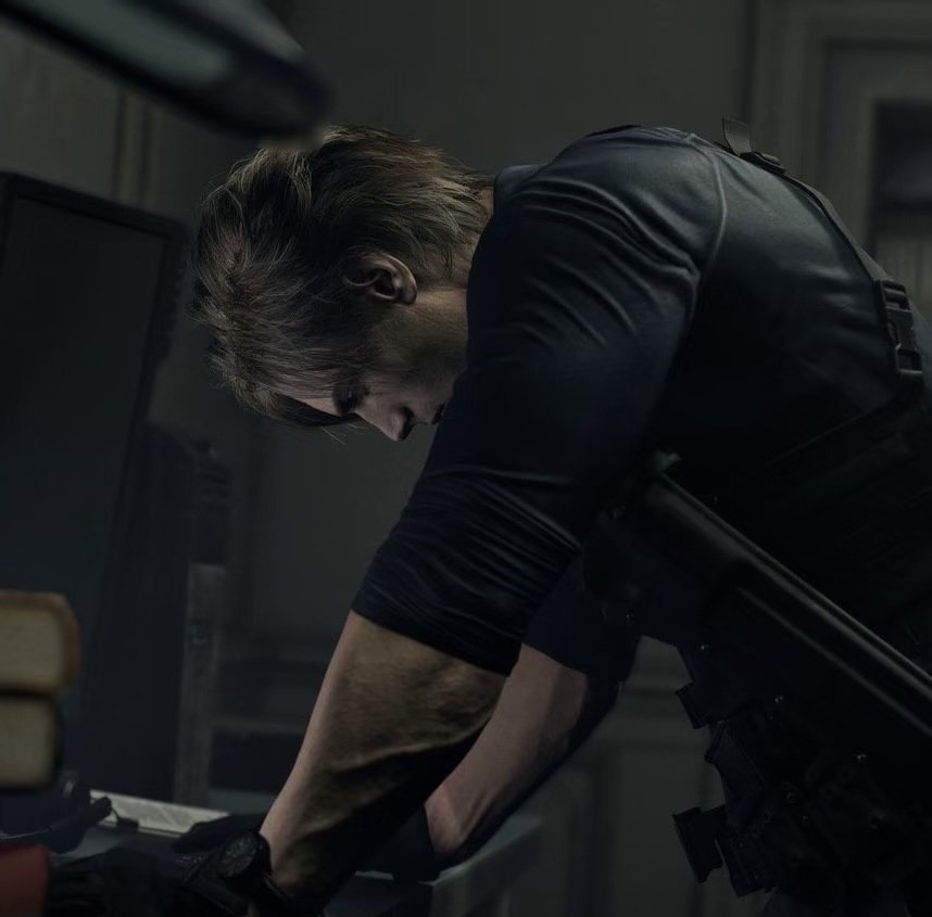 Aeon_holic's tweet photo. front display
#LeonKennedy #Leon #drawing https://t.co/T5OGM9HeGu