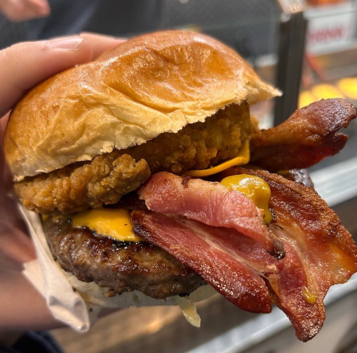 Paul Bunyan tweet media