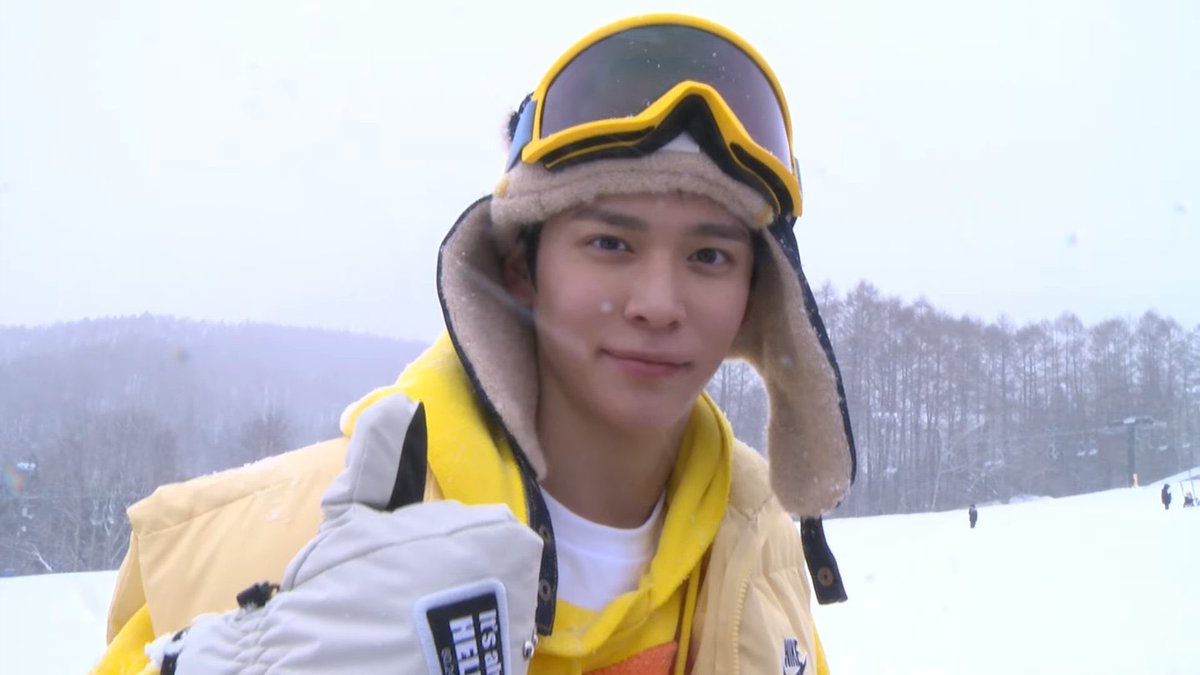 quote of the year🏆

“พี่หินสำหรับเราไม่มีทางเคะได้เลยค่ะ”