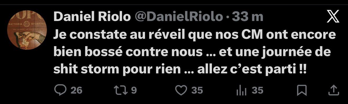 JR tweet media