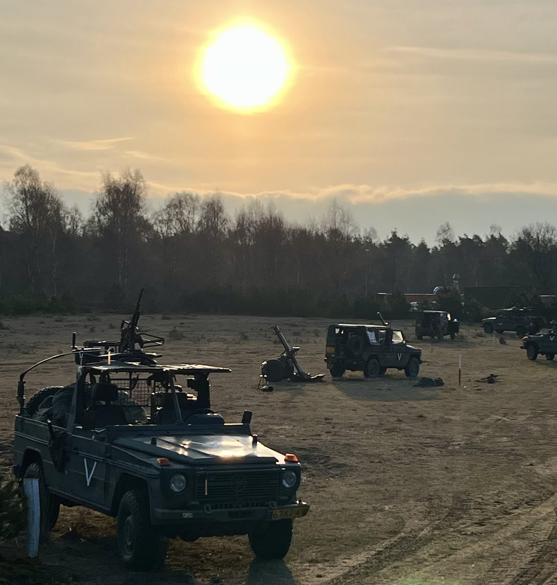 Vandaag schiet het Opleidings- en Trainings Centrum Manoeuvre 120mm mortier op het ASK.
