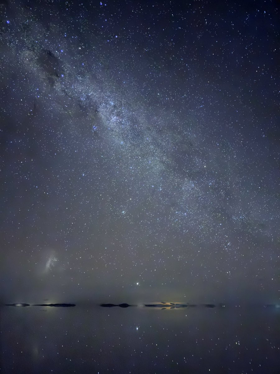 新月のウユニ塩湖です✨✨✨
何度来ても見慣れないわ...最高に綺麗！
ウユニ最終日に見に来れてよかった🥹🥹