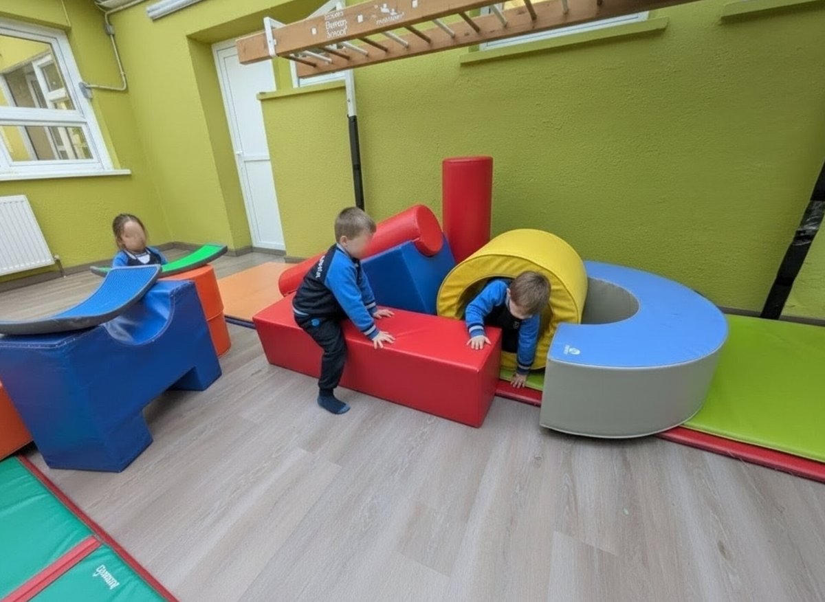 MDActividades's tweet photo. En MD transformamos el aula en una aventura con nuestra actividad de Predeporte para Infantil.
​Exploramos el movimiento a través de circuitos de psicomotricidad,
​equilibrio, coordinación y juego en equipo.
​¿Quieres más info? ¡Escríbenos!
​#Predeporte #Madrid #extraescolar https://t.co/k1oZawWpYM