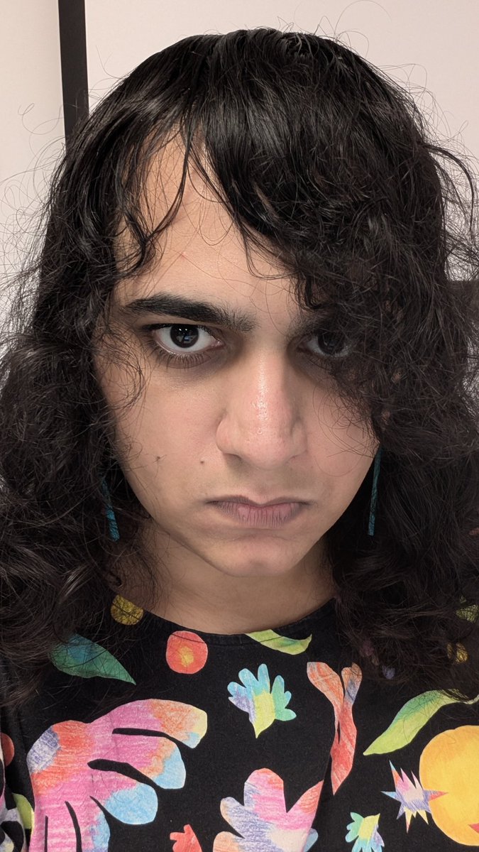 zero aurora🏳️‍⚧️🎭 tweet media