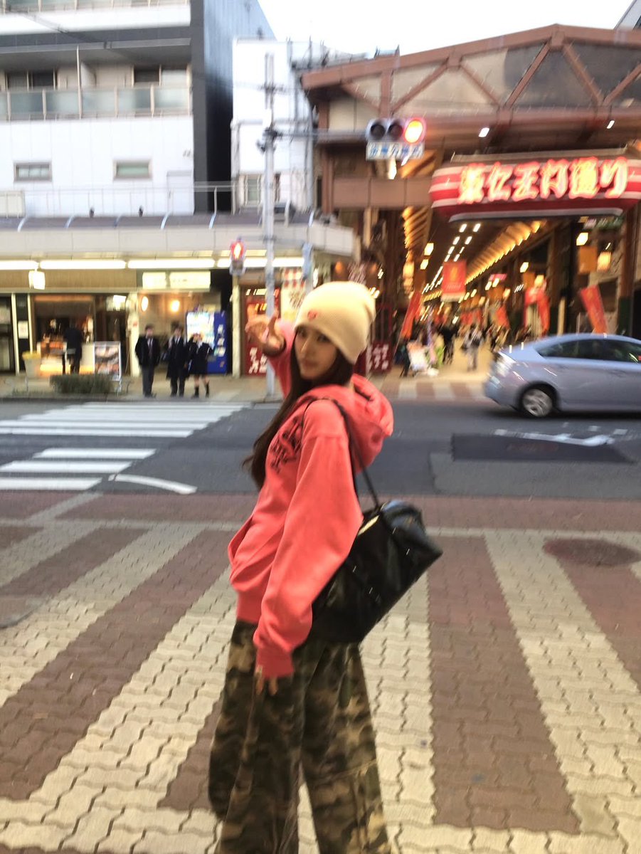 TOMIOKA MAI GLOBAL tweet media