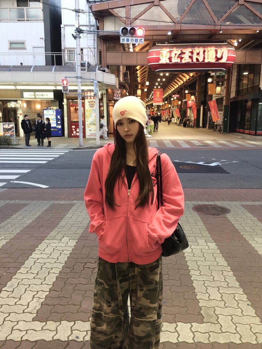 TOMIOKA MAI GLOBAL tweet media