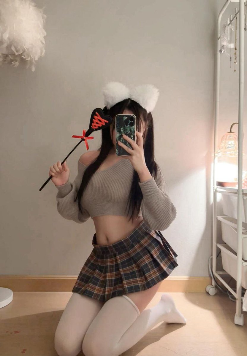 KaylaFrazao's tweet photo. 我就觉得， 你笑起来嘚瑟嚣张的样子，宇宙无敌好看。你哭起来委屈巴巴的样子，天下第一可爱。你矫情，就像奥特曼爱小怪兽一样萌。 你炸毛，就像加菲猫偷吃小鱼干一样傻。你撒娇呀，奥特曼小怪
莱芜区
私信小秘书：https://t.co/U340hXLcUa
#济南
#山东
老师009
主页简介联系 https://t.co/byec0fLTG4