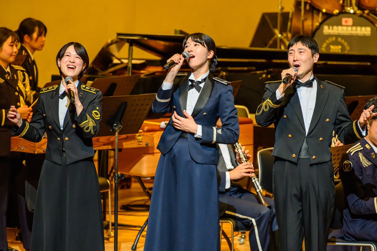 📣当選はがき発送！
3自衛隊合同コンサート
3/6（金）、7（土）柏市民文化会館において開催！

この度は多数のご応募ありがとうございました。

当選された方に、本日、入場はがきを郵送しました📩
ご来場お待ちしております🎶