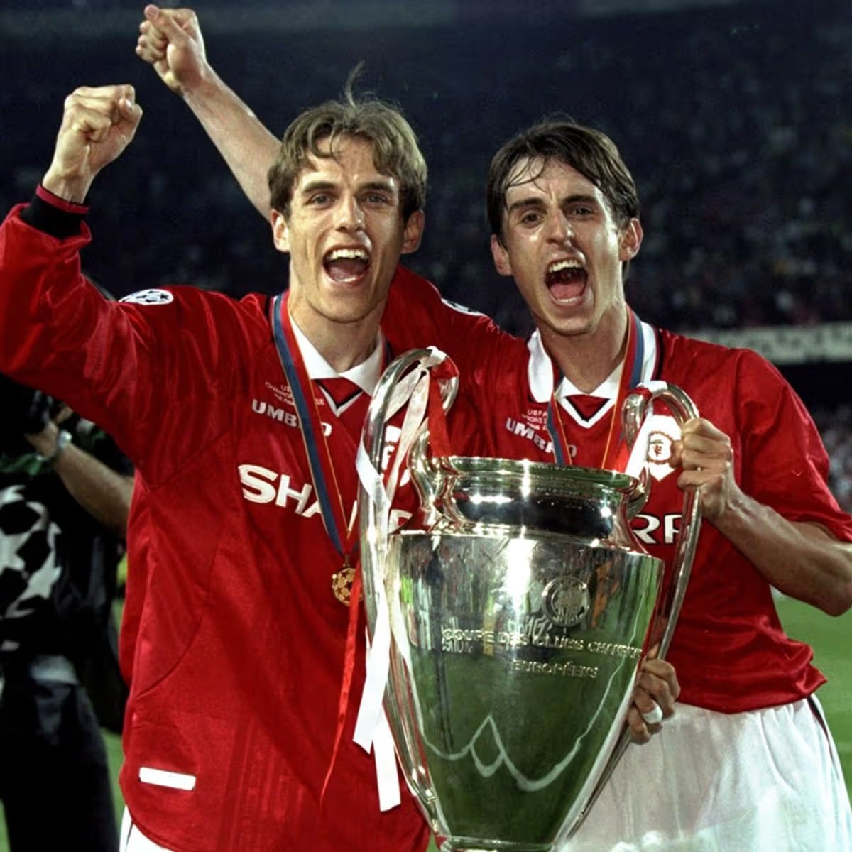 🏆2x Champions League
🏆10x Premier League
🏆1x Club World Cup
🏆3x Fa Cup
🏆3x Caraboa Cup
🏆6x Community Shield
🏆1x Intercontinental Cup
56 G/A in 603 Appearances 

Happy Birthday to Man United legend Gary Alexander Neville🎊🎉