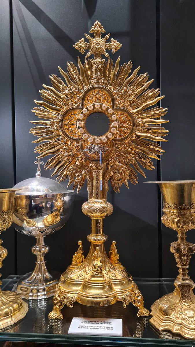 Dogknob1 tweet media