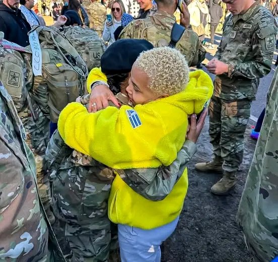 PSullivan4508's tweet photo. Nothing beats the feeling of reuniting with loved ones after what feels like an eternity away from them. https://t.co/hFr18N2S6c