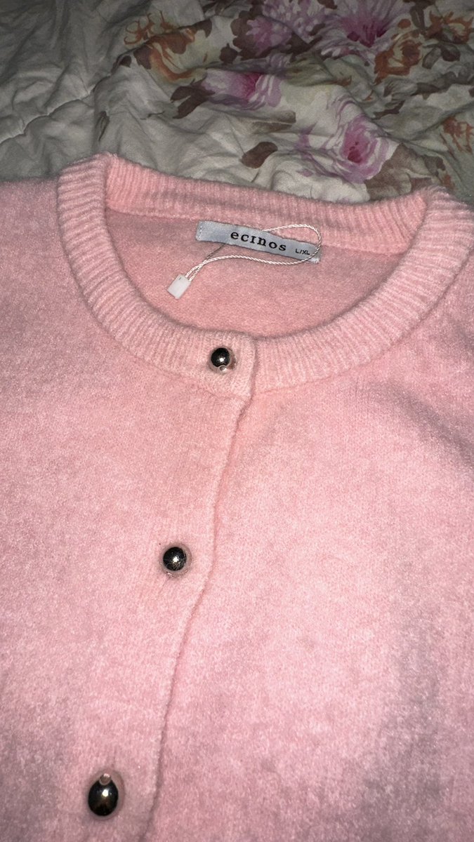 👚🐭🍀🍰🛋️ tweet media