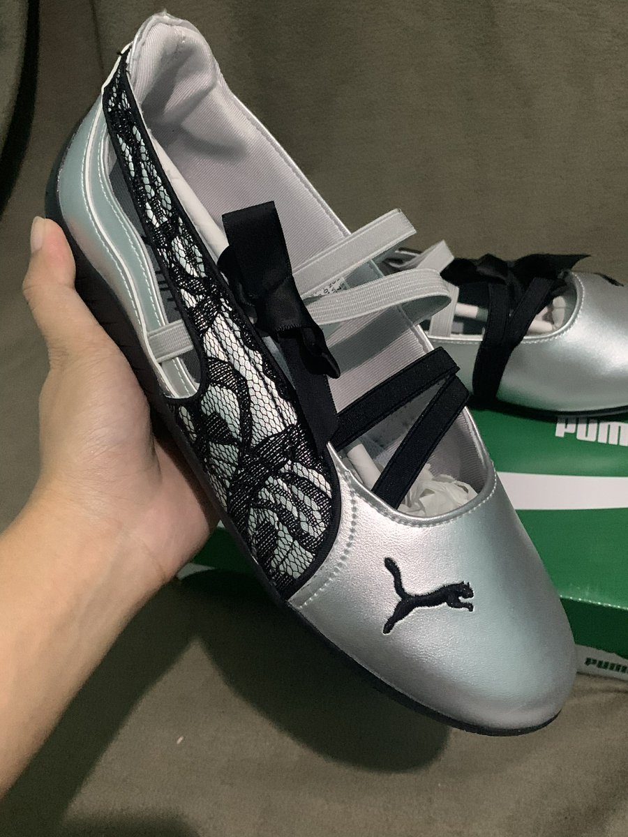 https_enlove's tweet image. wts lfb ph shoes  

Puma Speedcat Ballet Silver Lace US  7.5  EUR  40  
₱2,000 + lsf 
payo / 2 weeks dop w 1.5k nrdp  
unused,  sinukat  lang
rfs: wrong size  :(