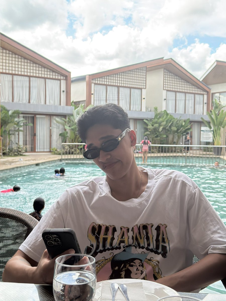 𝑲𝒓𝒛𝒛𝒃𝒍𝒏𝒄𝒎𝒏𝒅𝒛 tweet media