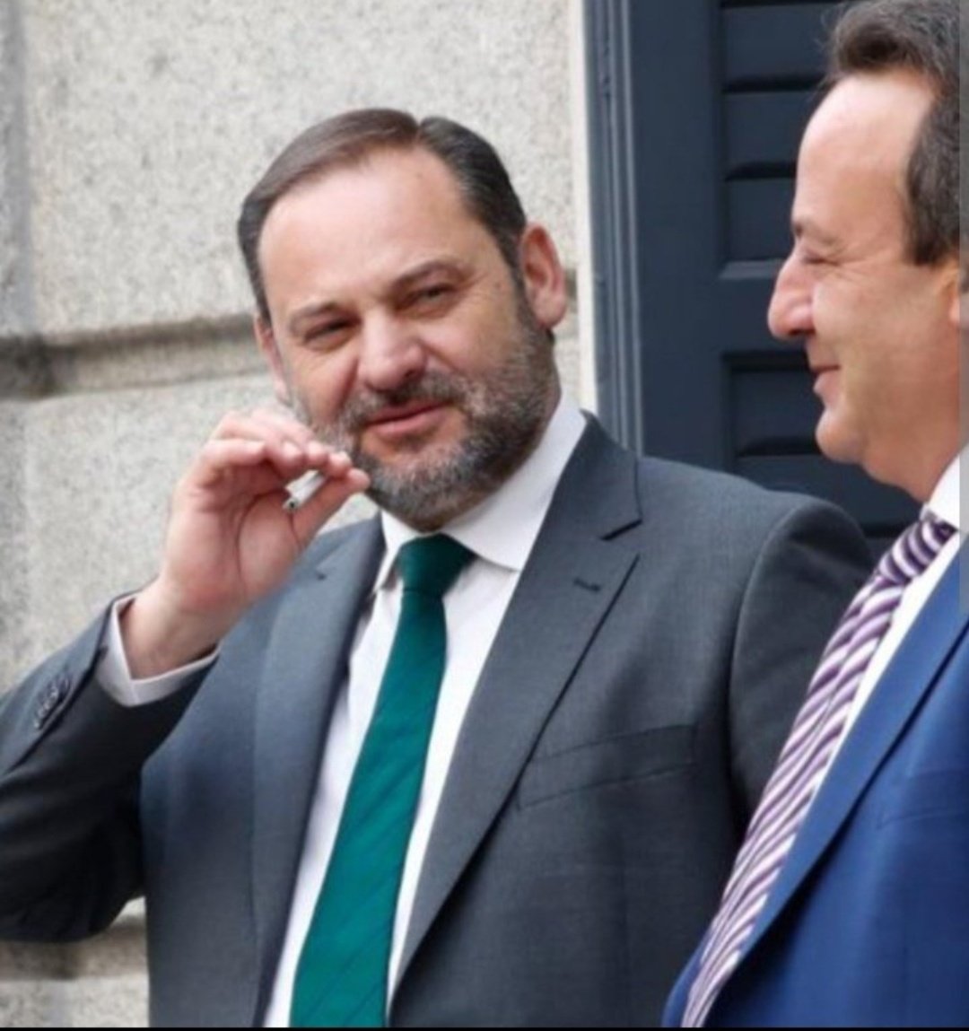SorSarna_n1's tweet photo. -Hoy es miércoles de ceniza, sabes lo que sigue? 
-No. 
-"Polvo eres..." https://t.co/sKeR8jiFTW