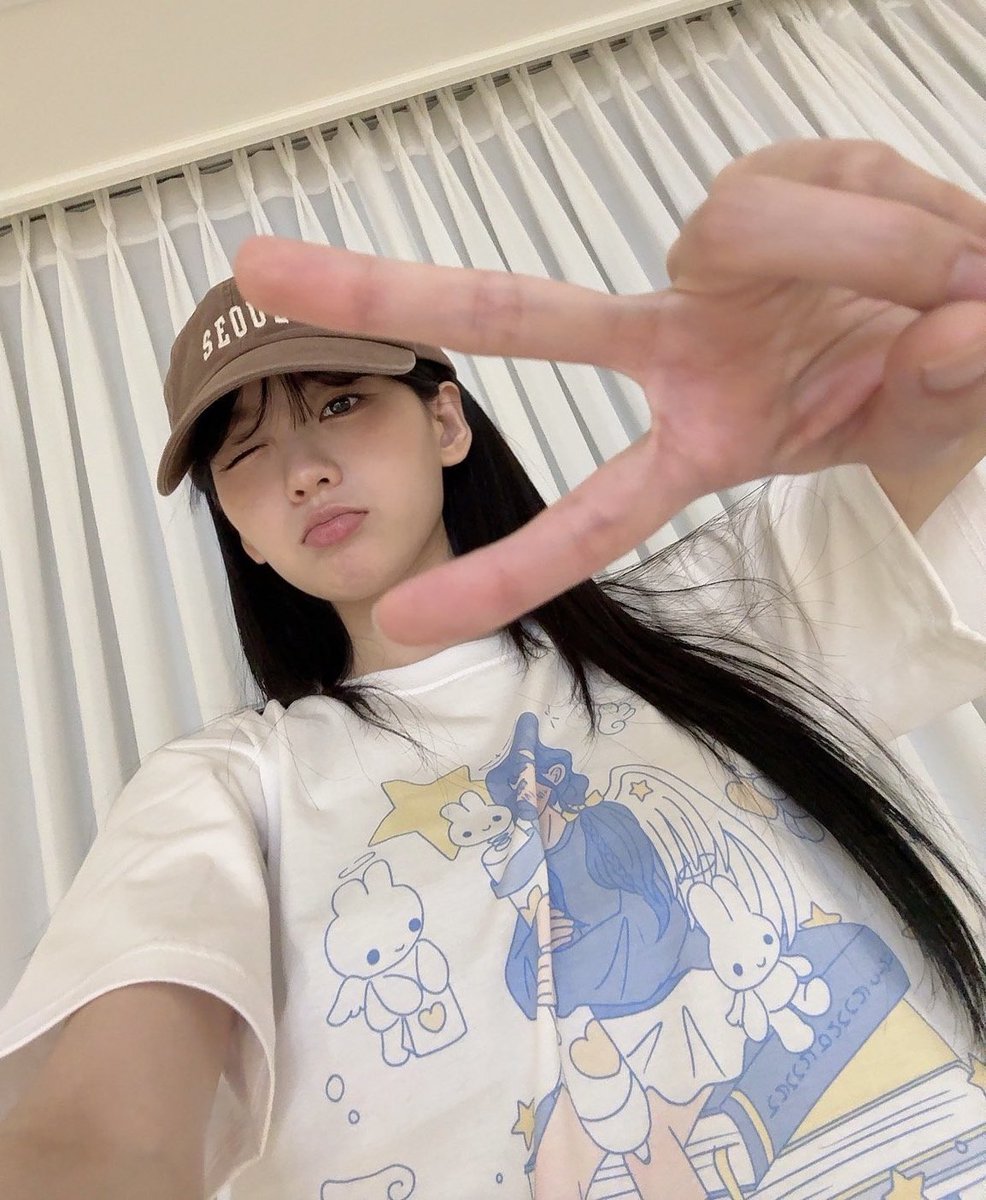 Missing my ice princess Elsa yi hyun a lot why their is no update about her i want see her in my screen 
#조이현 #ChoYiHyun #赵怡贤 #チョ・イヒョン