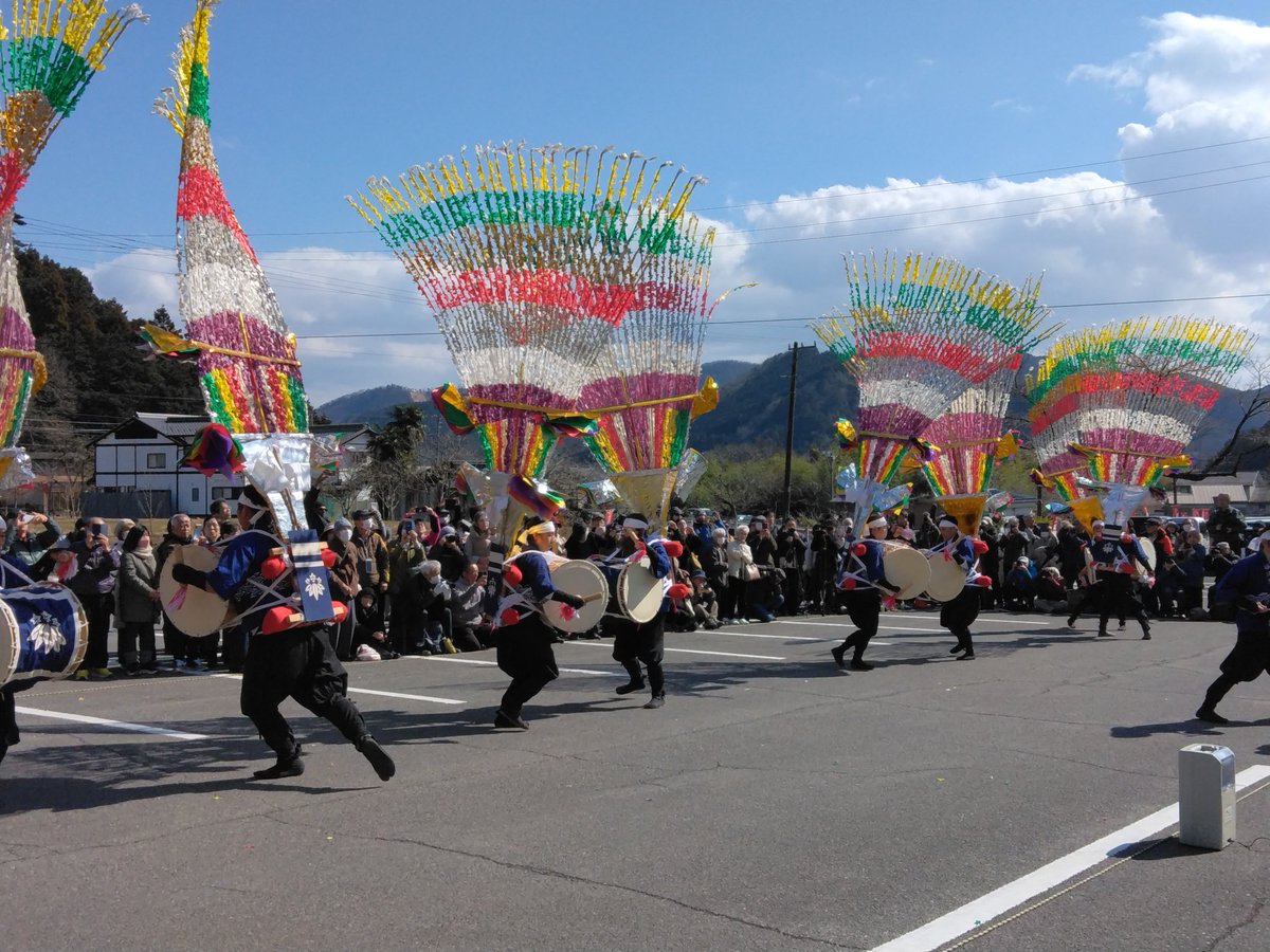 Sto1Xi's tweet photo. 西国三十三所の満願寺『谷汲山』に春を告げる谷汲踊り（豊年祈願祭）。今年は3年ぶりの開催。 https://t.co/jlgmwQhZs9