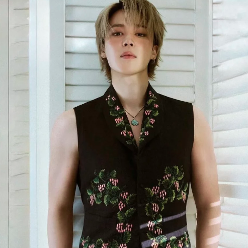 Jimin has topped the brand reputation ranking list for 57 months, the most for any kpop boy group member.