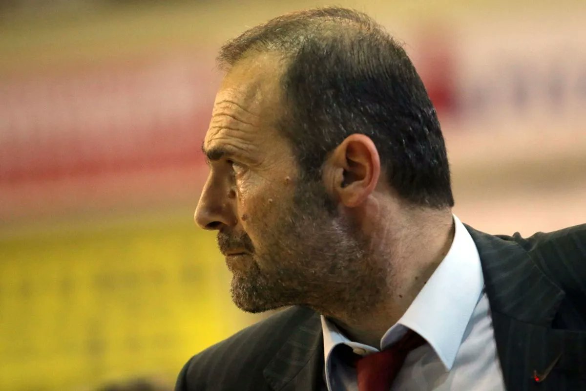 PanVlachopoulos's tweet photo. Ο Γιώργος Καλαφατάκης μίλησε στο  SPORT24 για τον θείο του που εκτελέστηκε στην Καισαριανή – "Ο ψηλός με  το άσπρο πουκάμισο".

Από το @sport24 και την @mambamk 

>>> https://t.co/kb5Z0ZgVMh https://t.co/7dBkUiQSdz