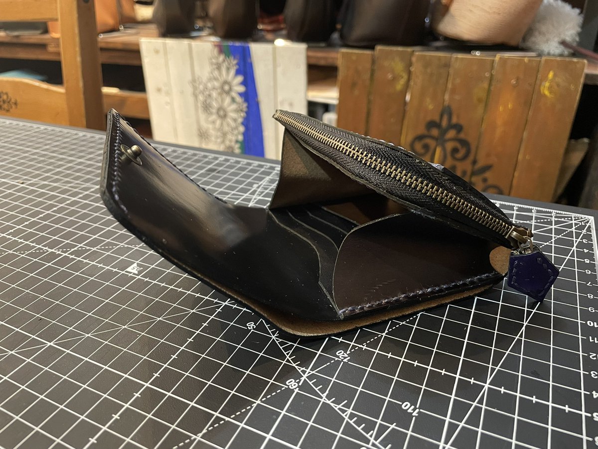 2/18 三つ折り財布 星空⭐️ 本日2作目 カードポケット 7口 L字の小銭