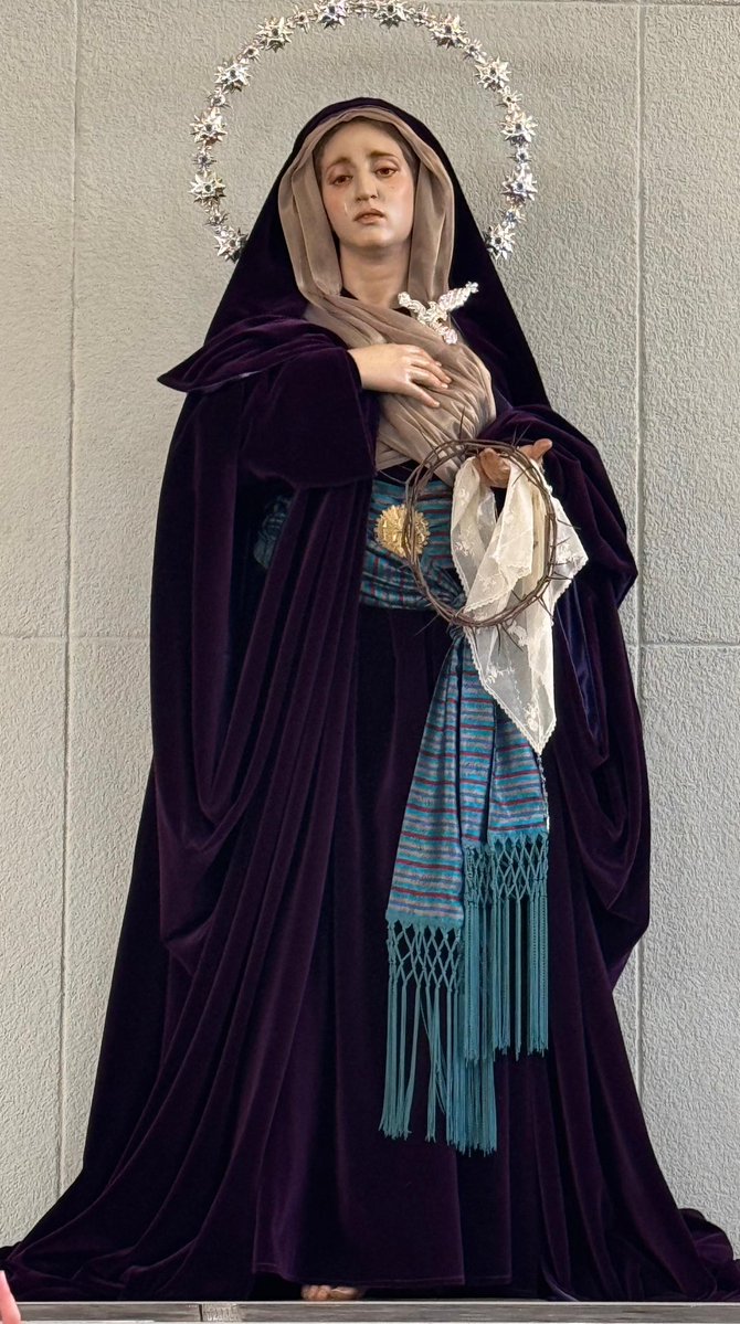 Actualidad|
Nuestra Purísima Madre del Buen Camino ataviada para el tiempo de Cuaresma.

#HacienoCamino 
#CofradiasMLG