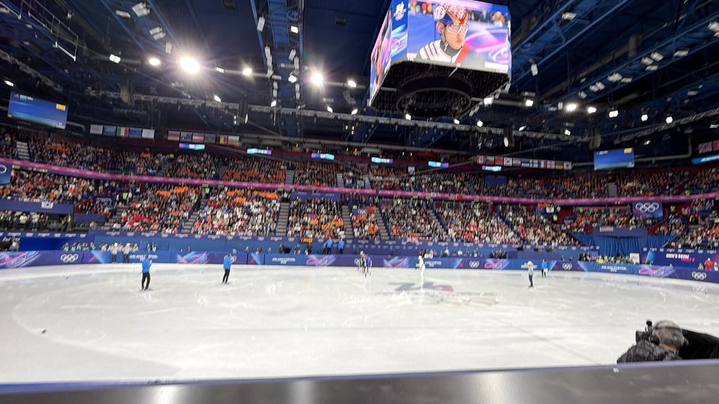 krungy21's tweet photo. 대한민국 🇰🇷 응원합니다!!! ♥️
우리 국가대표 선수들 화이팅!!! 🏅 https://t.co/DpIS0NDnOJ