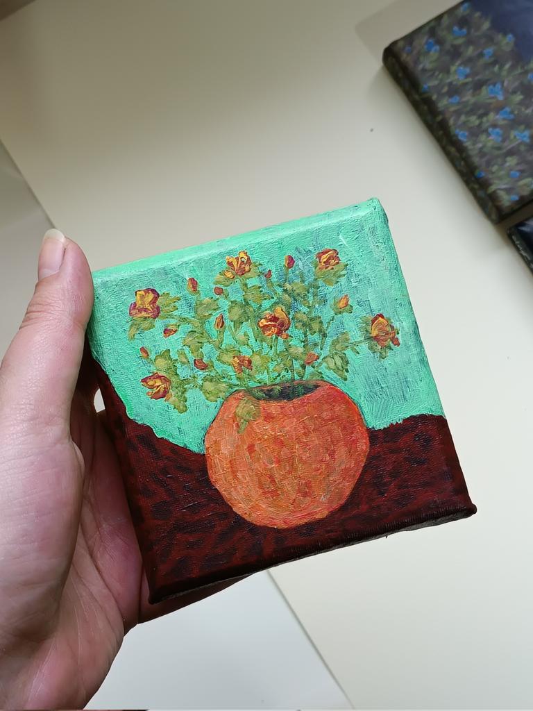 اِلی ناز tweet media