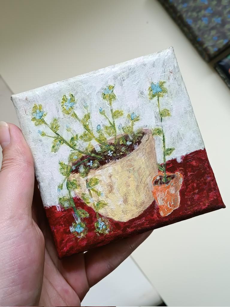 اِلی ناز tweet media