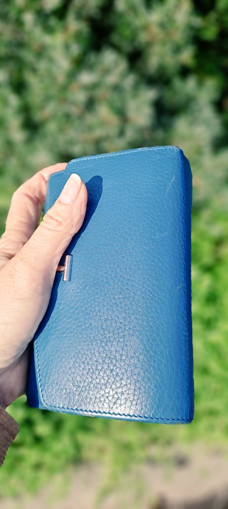 ChrysHart's tweet photo. [JOUE LA COMME ALISON]
Partage un objet de ton quotidien de couleur BLEUE
Porte ouverte de publication de 10h à 17h. Aujourd'hui c'est un contre la montre. 
#unjourunephotounobjet
#Fevrierenphoto
#partagedubeau https://t.co/QLx72Gq4FI