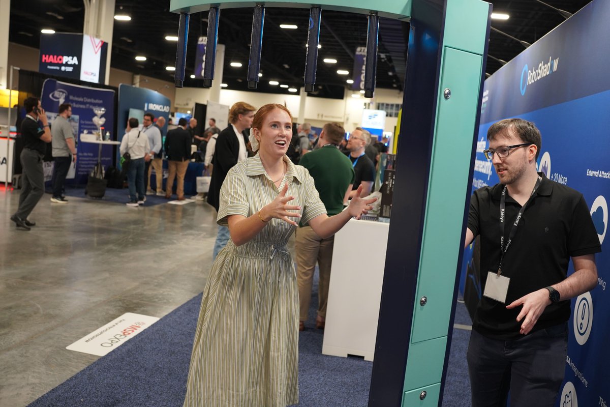 RoboShadow tweet media