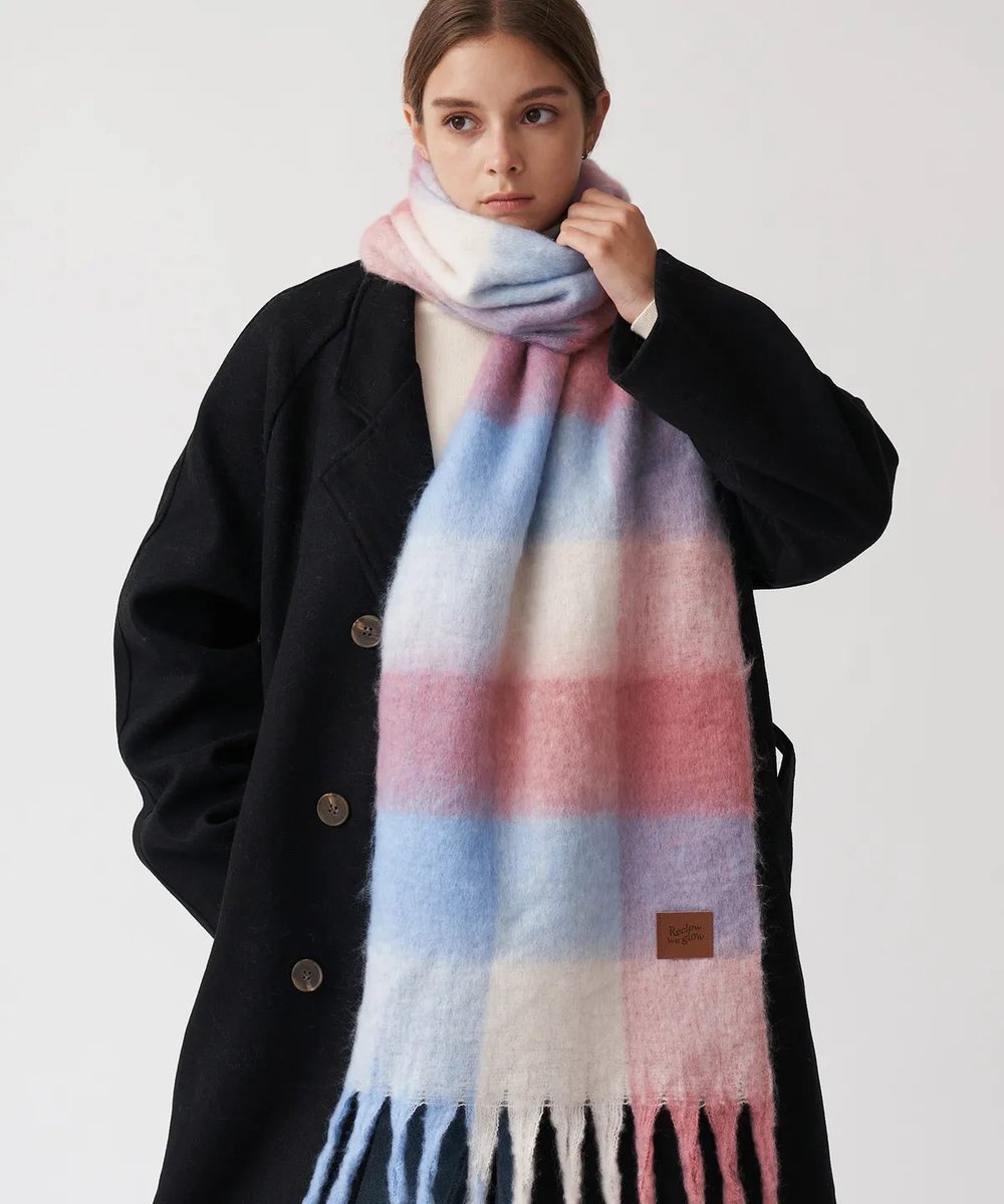 ✦ byunstore | แอดมินเข้างาน 💐 tweet media