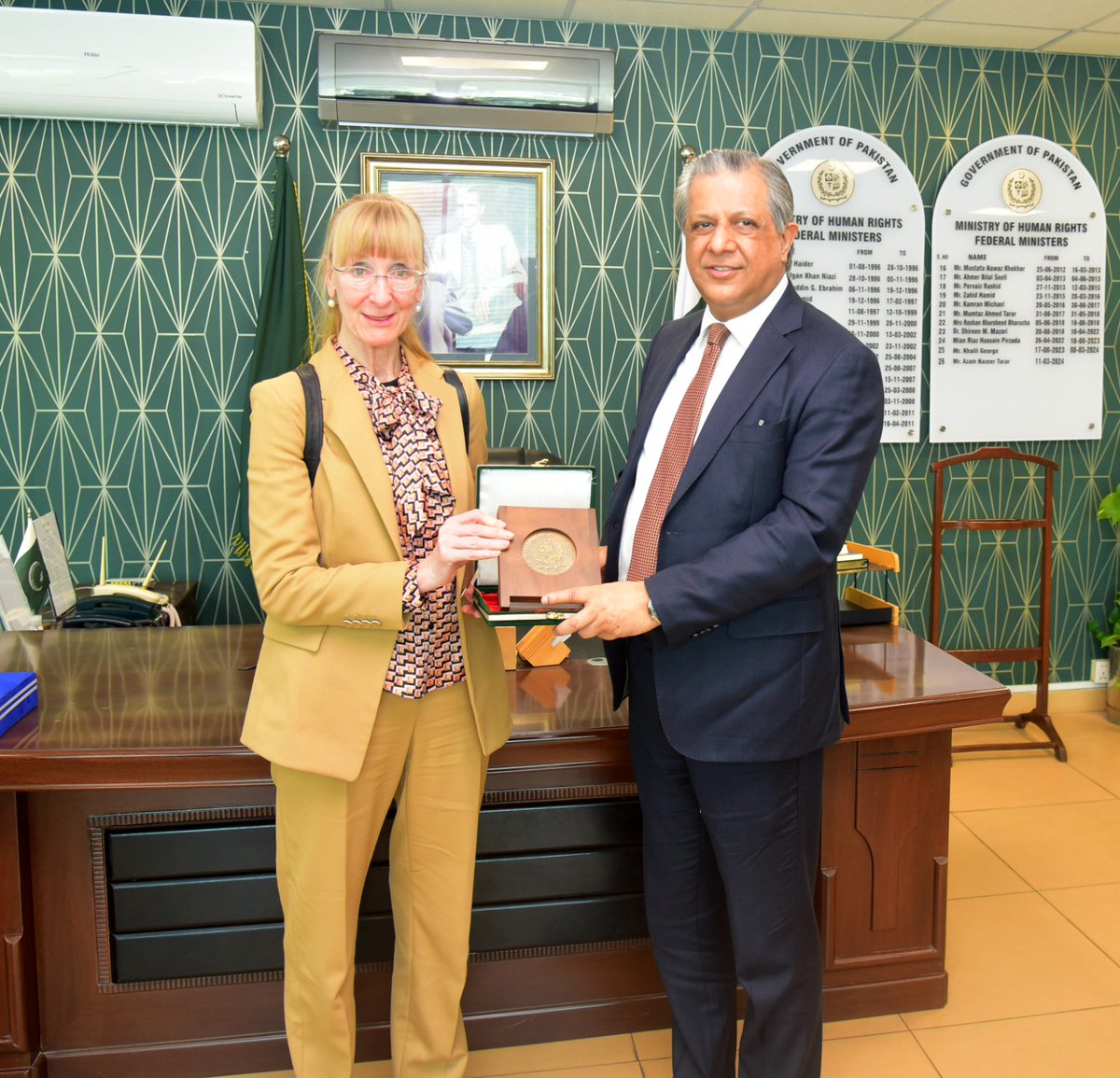 Ina Lepel tweet media