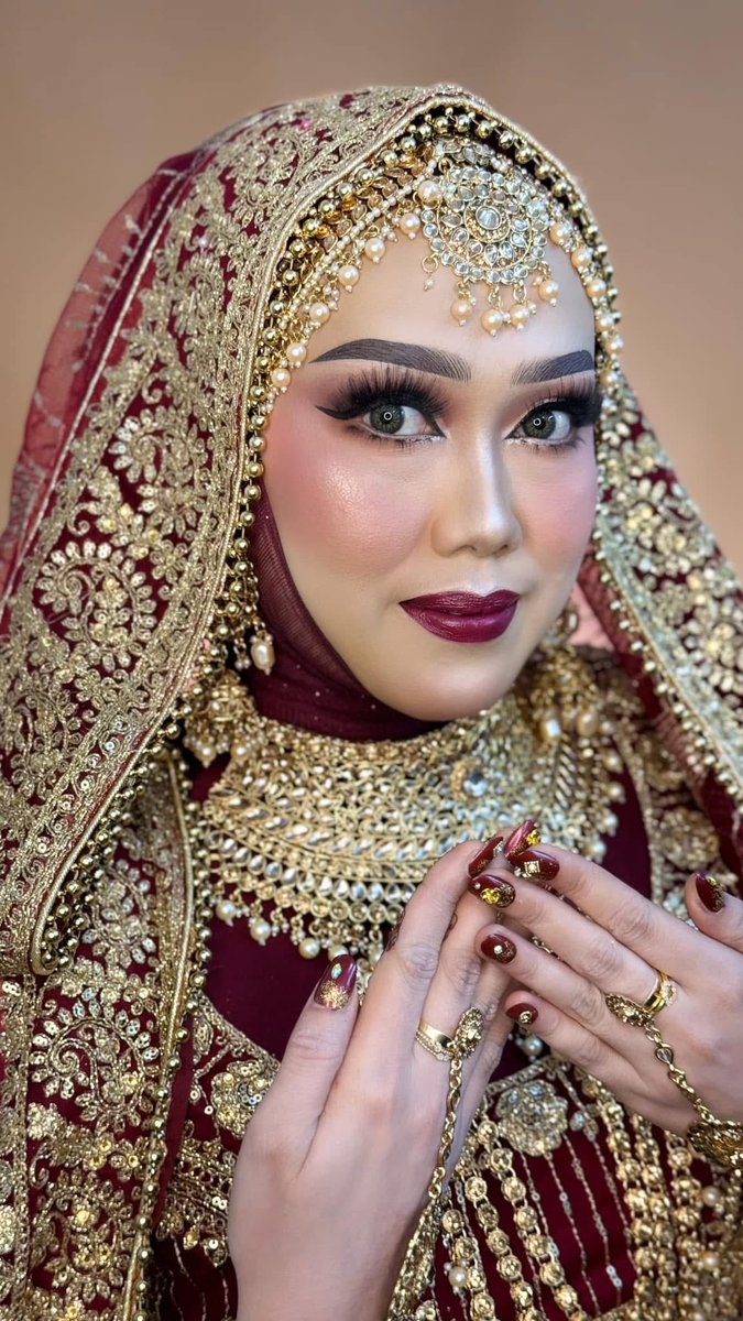 Lintangska69's tweet photo. Bollywood makeup
Yang mau request look boleh komen aja https://t.co/4FyV4q2uDY