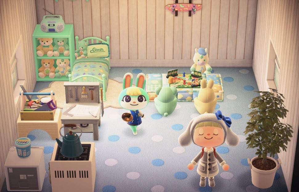yu_miffy's tweet photo. 【あつ森】

今日はミッチェルの家をリフォーム。

家具が左側に偏ってたから、
壁沿いに配置してみた。

#あつ森
#animalcrossig https://t.co/JY7U3aDe8s