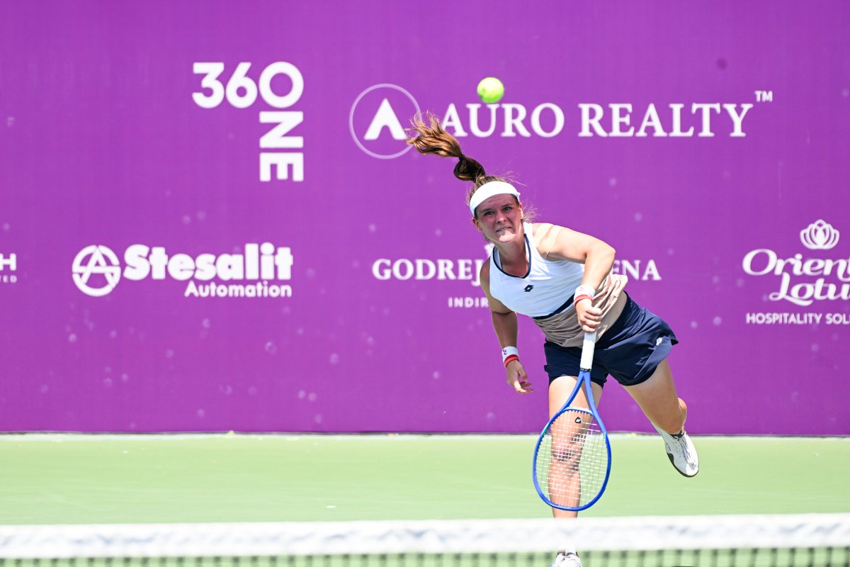 blritfopenwomen's tweet photo. Second seed delivers on Centre Court 💪

🇹🇭 Lanlana Tararudee [2] defeats Victoria Milovanova
6–1, 6–4
A composed straight-sets win to move into the next round of the ITF W100 Bengaluru.

PC - @deepthiindukuri 

#ITFW100 #KPBTrustOpen #MainDraw #WomensTennis #MatchResult https://t.co/Ef0sJBMToT