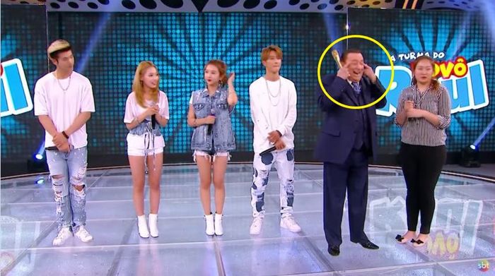 sciciert's tweet photo. 엥 근데 남미 축구선수들 인종차별로 유명하잖아..ㅋㅋㅋ https://t.co/RbYfJwzSJD