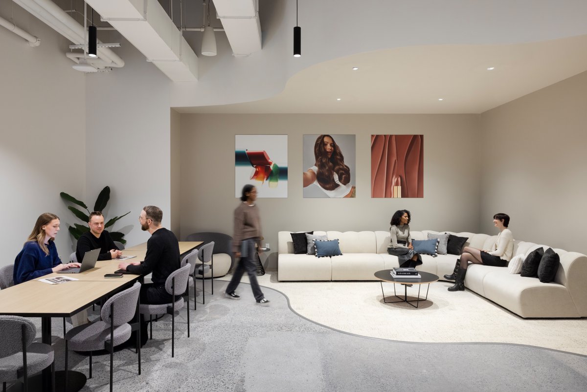 gensler_design's tweet photo. Located at Hudson Yards, the L’Oréal Academy transforms former retail space into a flexible, high-capacity learning environment that strengthens professional engagement and long-term brand growth.  

📸Connie Zhou https://t.co/X6WWnmJOud