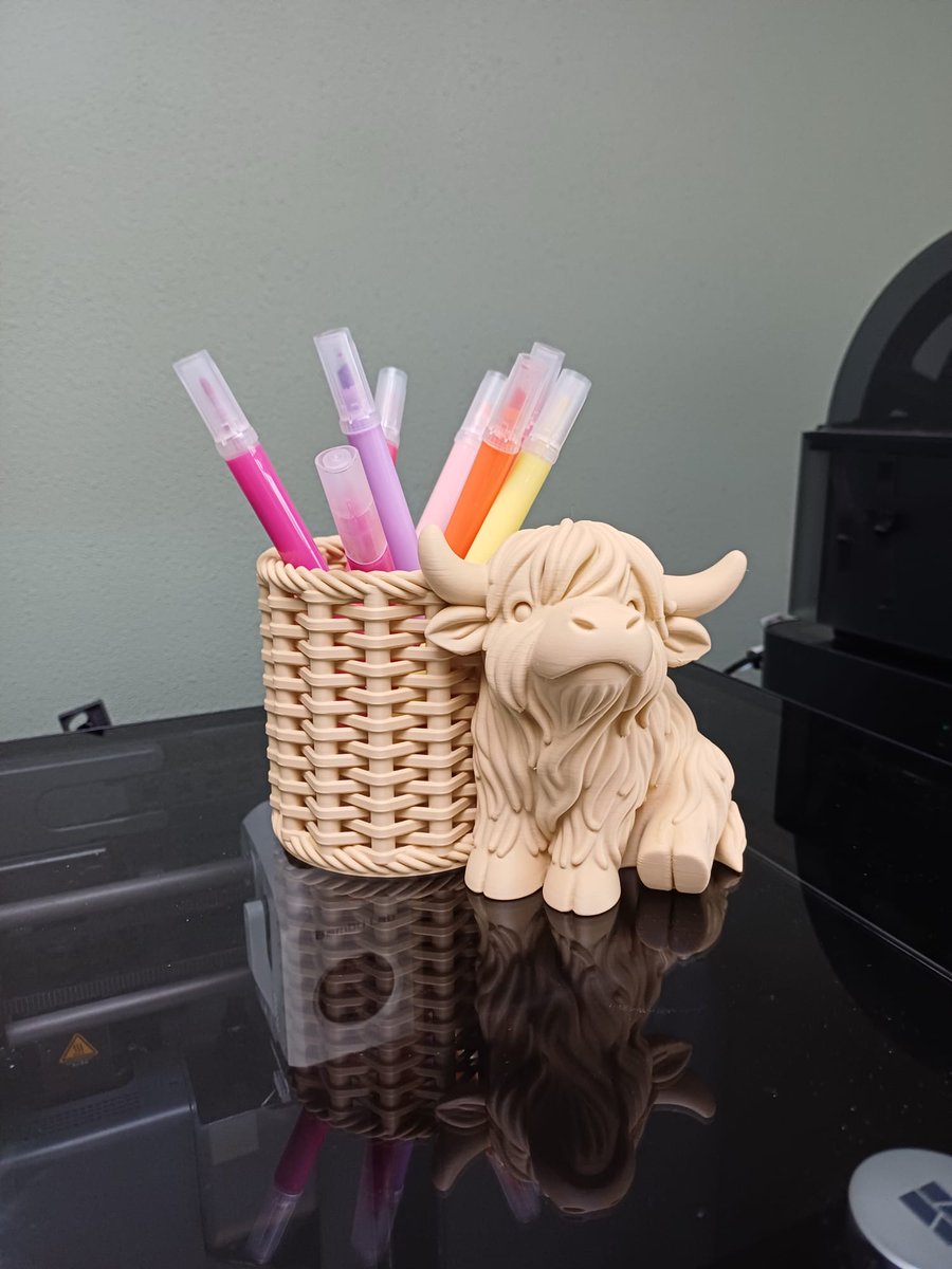 koffiekoek83's tweet photo. The cutes pen holder.

https://t.co/NCSxP3HG4U

#makerworld #3mf #stl #3dprint #3dprinted #3dprinting #cow #highland #highlandcow #penholder https://t.co/nnKY3MDrhv