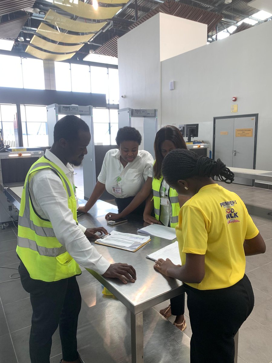 gh_airports's tweet image. Routine Planned Preventive inspections of Building Services by our Facilities Management team to ensure  smooth  functioning of our systems at all times.

#GACL
#PIA